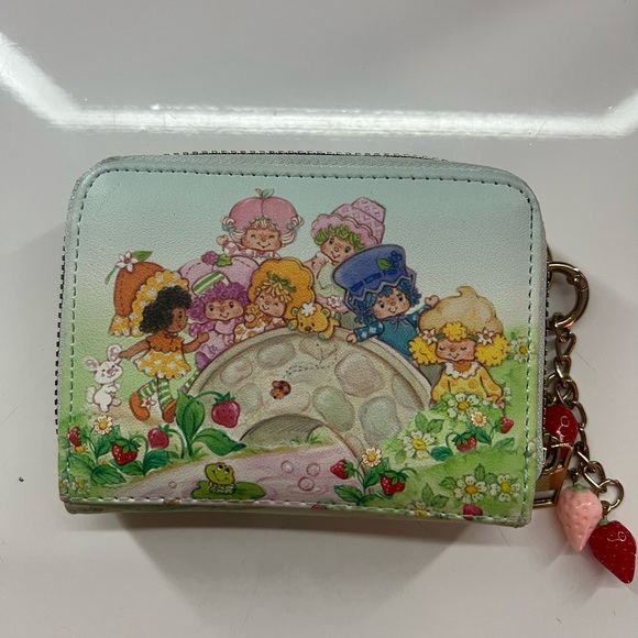 Strawberry Shortcake Wallet - Picture 2 of 4